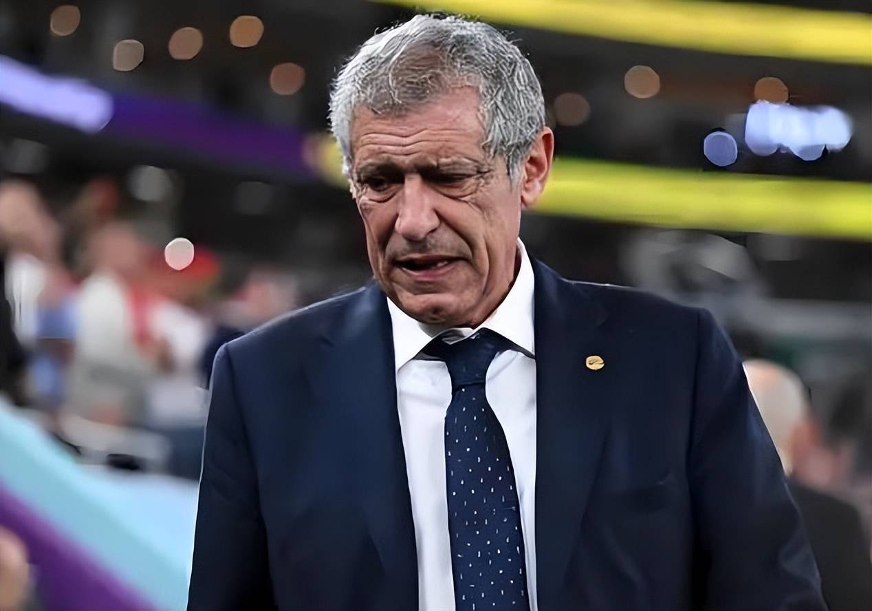 里程碑夜波尔图官宣签约，欧超杯国际比赛日刷纪录，球迷炸锅，身体对抗强度拉满的简单介绍